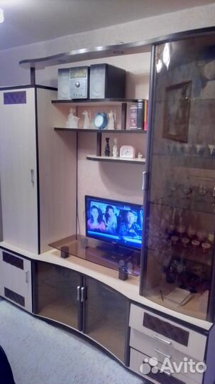 Стенка в гостиную бу