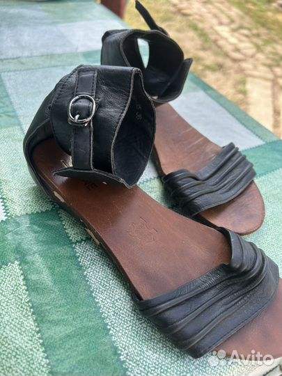 Босоножки женские 37 размер