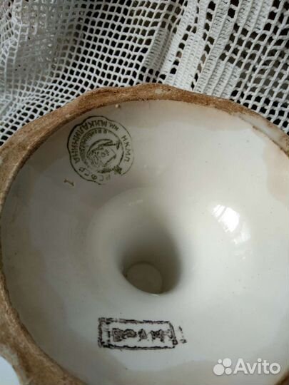 Ваза для фруктов на ножке и кувшин