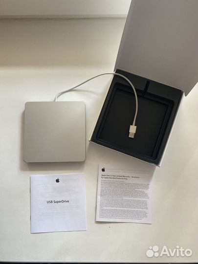 Оптический привод Apple USB SuperDrive