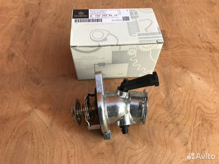 Термостат Mercedes M156 63 AMG A1562030275