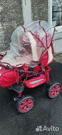 Прогулочная коляска
