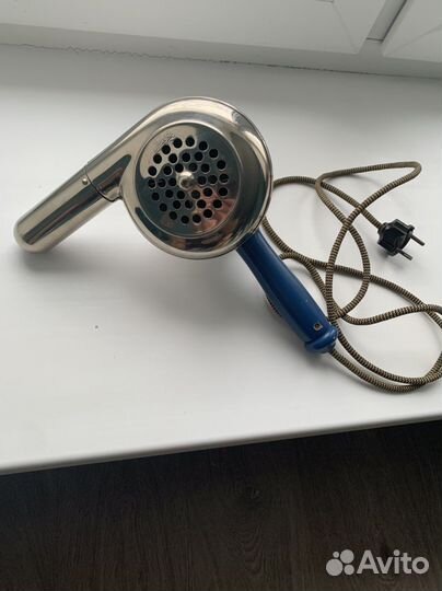 Антикварный немецкий фен Omega