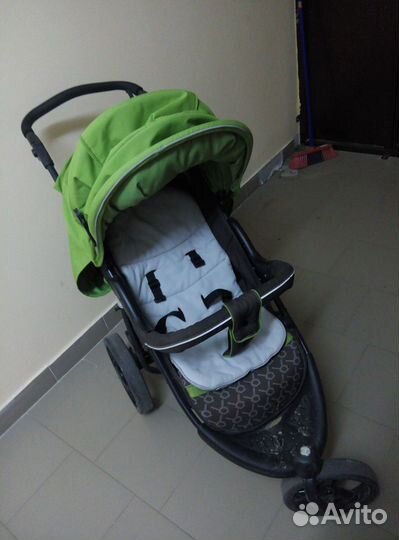 Продаю прогулочную коляску