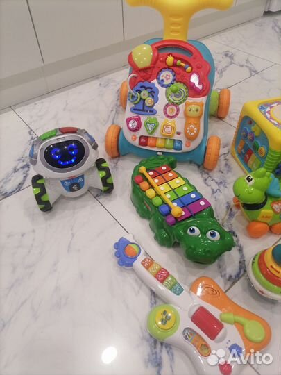 Развивающие игрушки для малышей