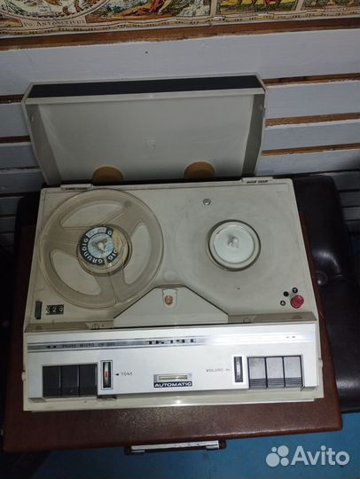 Катушечный магнитофон grundig TK79U Delux k