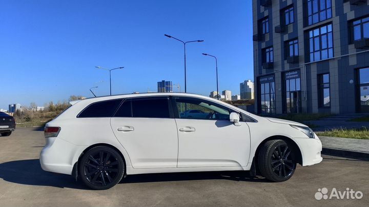 Toyota Avensis 1.8 CVT, 2010, 175 000 км