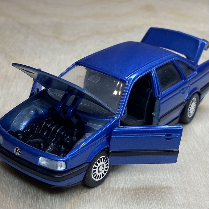 海外限定 Volkswagen Passat (B3) ミニカーセット 3色 volkswagen passat b3 - Модели, фигурки, куклы - купить во всех