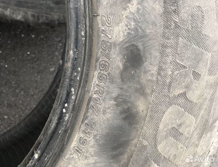 Bridgestone Ice Cruiser 7000 275/65 R17