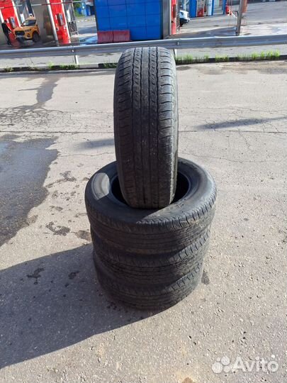 Bridgestone Dueler H/T 684II 245/65 R17 111S