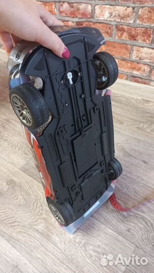 Машина на радиоуправлении для дрифта