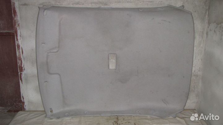 Обшивка потолка Митсубиси Каризма