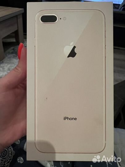 iPhone 8 Plus, 64 ГБ