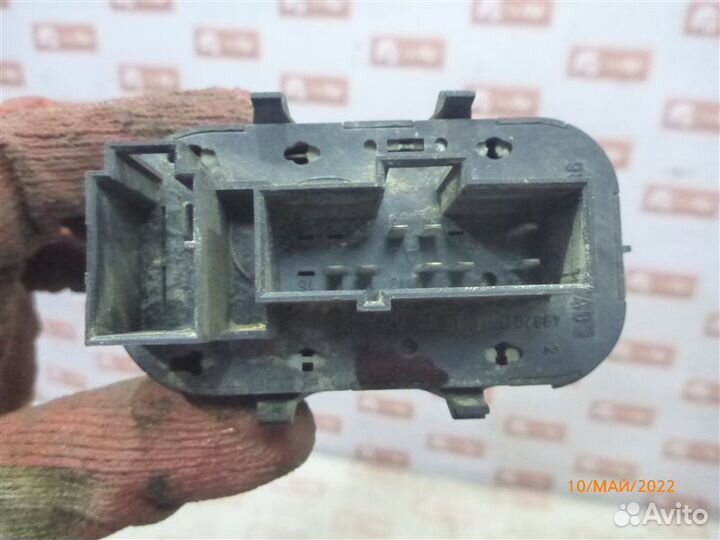 Блок управления стеклоподъёмниками Ford Focus DBW