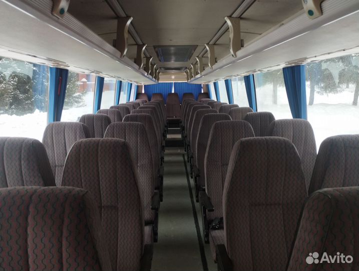 Туристический автобус Golden Dragon XML6129E1A, 2005