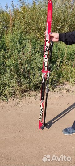 Лыжи 160 см и лыжные ботинки 35 размер