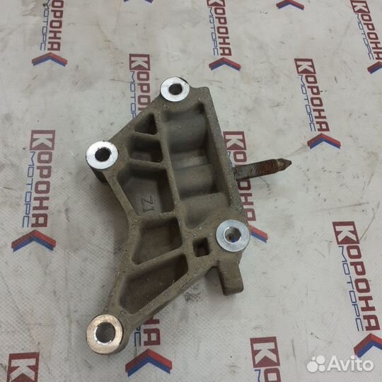 Кронштейн опоры двс KIA sportage NEW SL 10