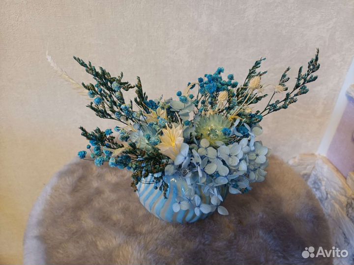 Композиция из стабилизированных цветов