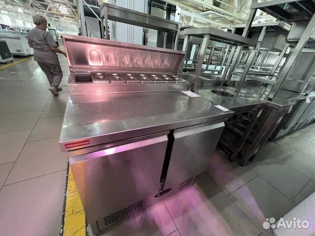 Стол холодильный для сэндвичей Tefcold SS920 + 7хG