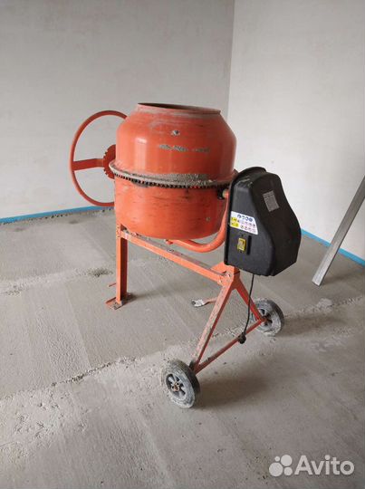Бетономешалка, бетоносмеситель в аренду