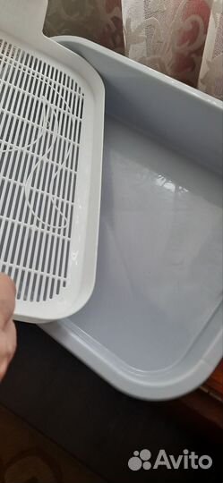 Переноска, лоток,щетки, ножницы для ногтей