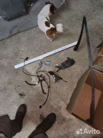 Водительская петля двери мерседес 202