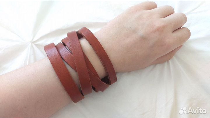 Кожаный браслет
