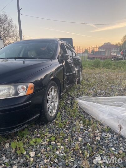 Volvo S60 2.4 AT, 2007, битый, 170 000 км