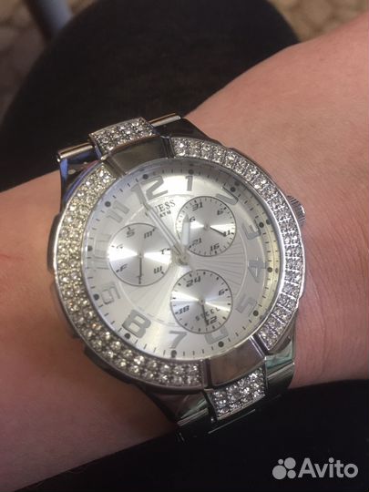 Часы guess