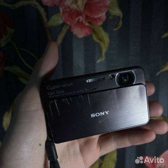 Мыльница sony cybershot y2k