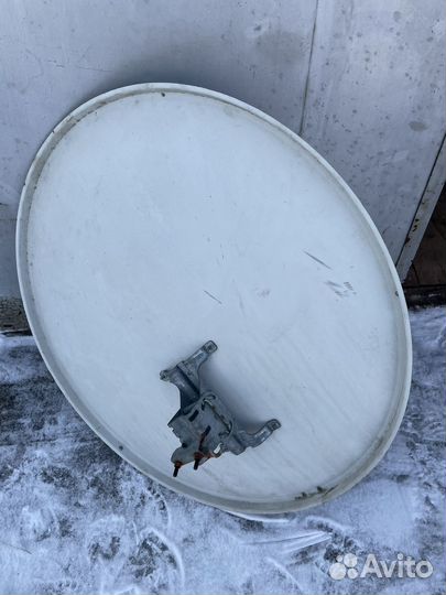 Антенна спутниковая