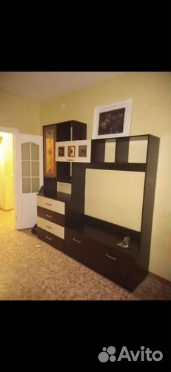 Стенка в гостиную бу