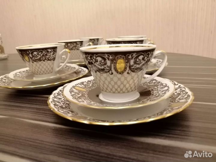Кофейный набор из фарфора с позолотой
