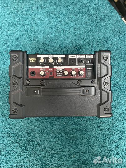 Гитарный комбоусилитель Roland Cube 15
