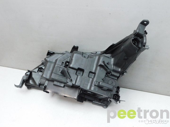 Б/У Б/У Корпус фары правой новая Рестайлинг