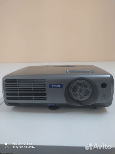 Видеопроектор Epson LCD Projector EMP-62 с экраном