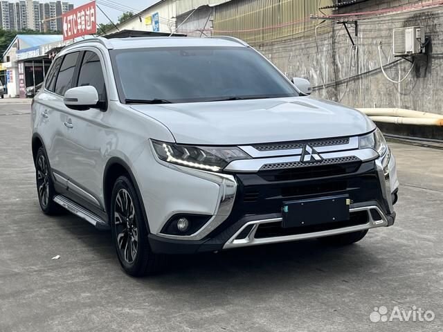 Mitsubishi Outlander 2.4 CVT, 2021, 35 000 км