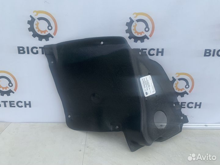 Подкрылок передний Mercedes W203 A2038810423
