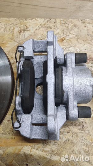 Тормозные суппорта, диски Хонда Аккорд 7