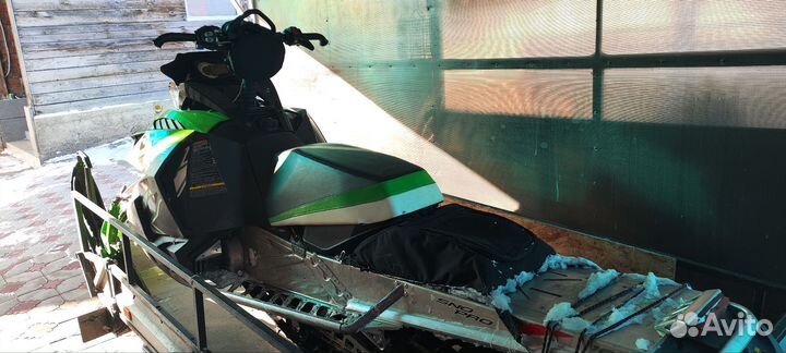 Снегоход Arctic Cat M800