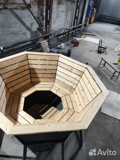 Банный чан. С печью и подставкой