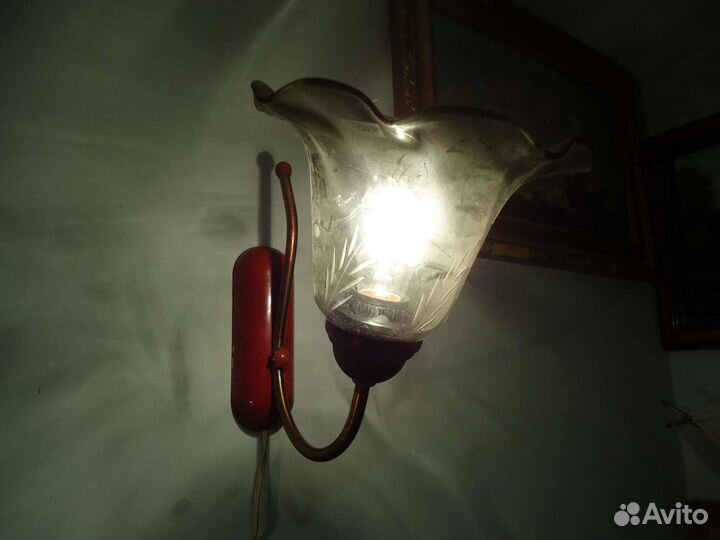 Винтажное настенное бра периода СССР в интерьер