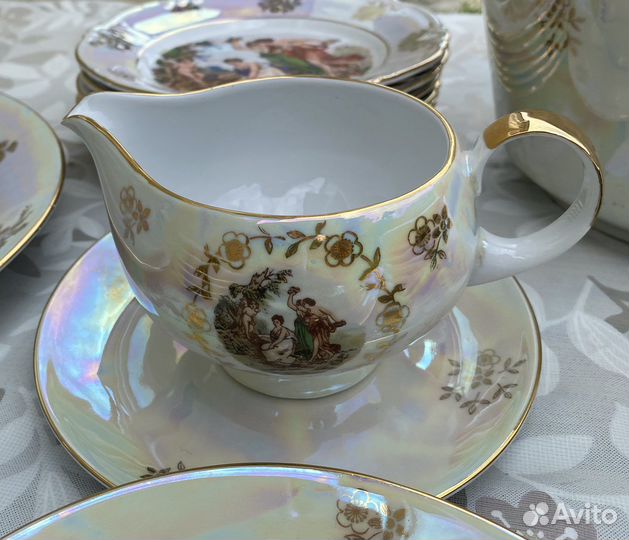 Столовый сервиз 