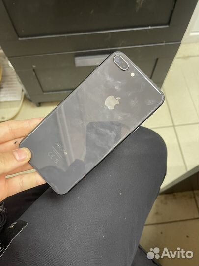 Запчасть для телефона iPhone 8 plus