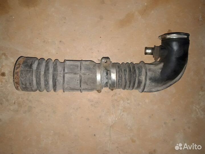 Патрубок воздушного фильтра LADA 2107