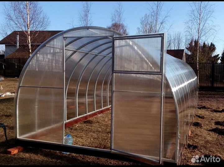 Теплица из поликарбоната