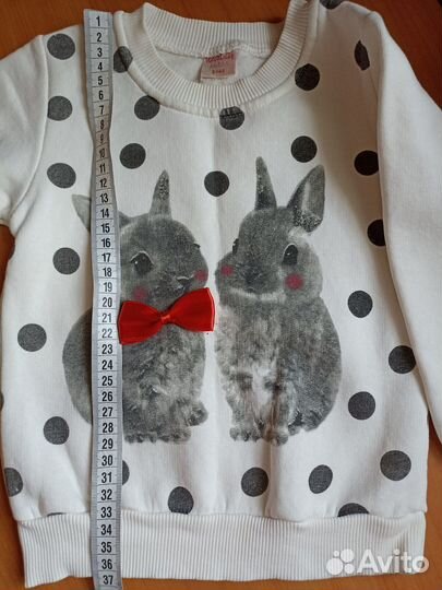 Костюм на девочку (примерно на 2-3 года)