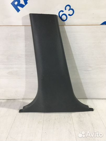 Обивка центральной стойки лев. nissan almera G15 1