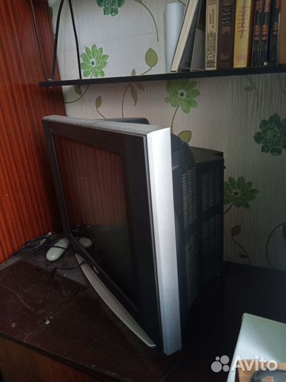 Продам телевизор б/у