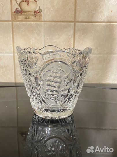 Хрустальная конфетница